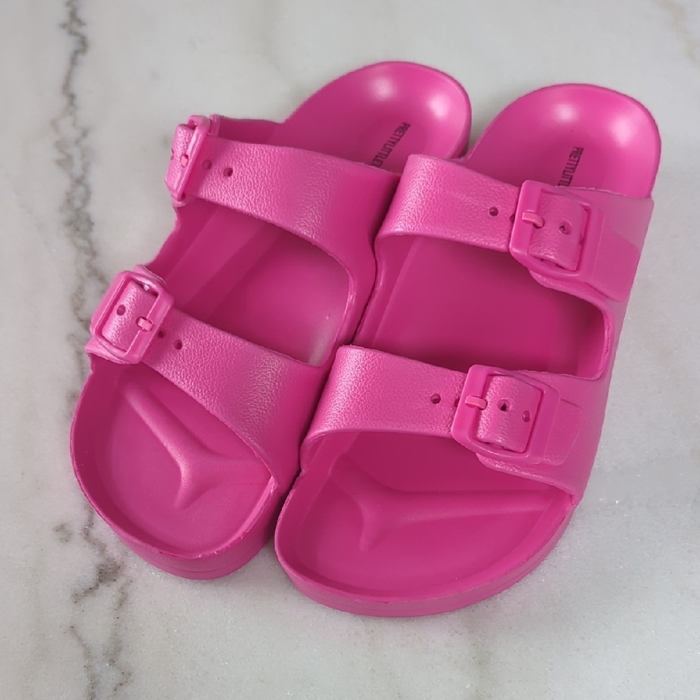 NWT PrettyLittleThing Bright Pink Slide Sandals